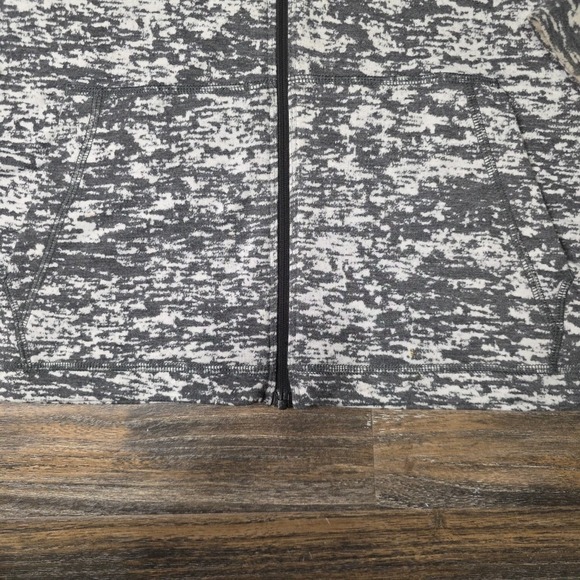 Mountain Hardware Zippered Women's Hoodie Size Medium - Picture 5 of 10